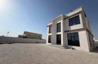 Villa - 5 Bedrooms - 6 Bathrooms for rent in Al Aweer 1 - Al Aweer - Dubai Villa - 5 Bedrooms - 6 Bathrooms for rent in Al Aweer 1 - Al Aweer - Dubai