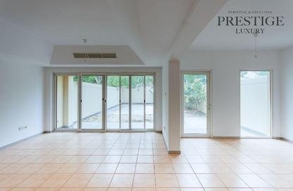 Townhouse - 4 Bedrooms - 4 Bathrooms for rent in Rocks Villas - Dubai Media City - Dubai