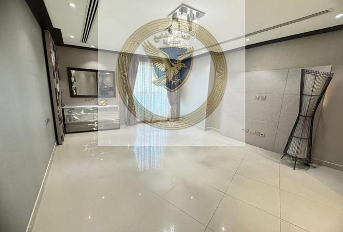 90487635 - Property Image 3