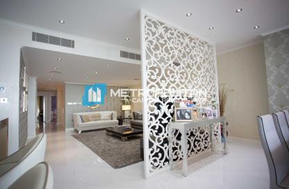 Apartment - 4 - 5 for sale in Building E - Al Zeina - Al Raha Beach - Abu Dhabi Apartment - 4 - 5 for sale in Building E - Al Zeina - Al Raha Beach - Abu Dhabi