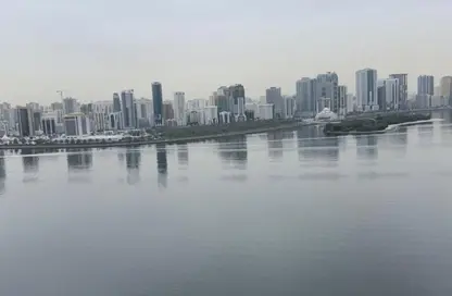 شقة - 2 غرف نوم - 3 حمامات للبيع في المجاز 3 - المجاز - الشارقة