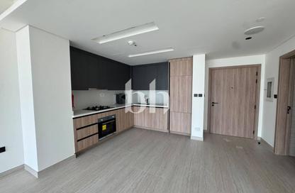 Apartment - 1 - 2 for rent in Marina Living - Dubai Marina - Dubai