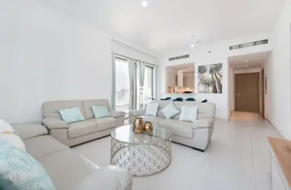 شقة - غرفة نوم - 1 حمام للايجار في مبنى النسيم 3 - بريث - جريك بيتش - مرسى خور دبي - دبي