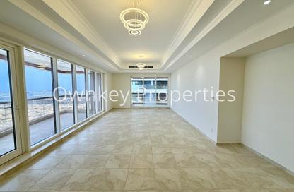 Apartment - 3 - 5 for rent in Escape Tower - Business Bay - Dubai