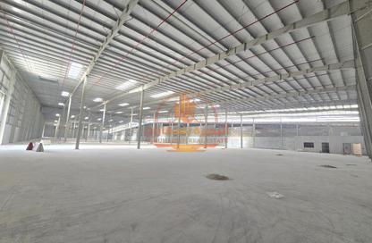 Warehouse - Studio - 1 Bathroom for rent in Umm Al Thuoob - Umm Al Quwain