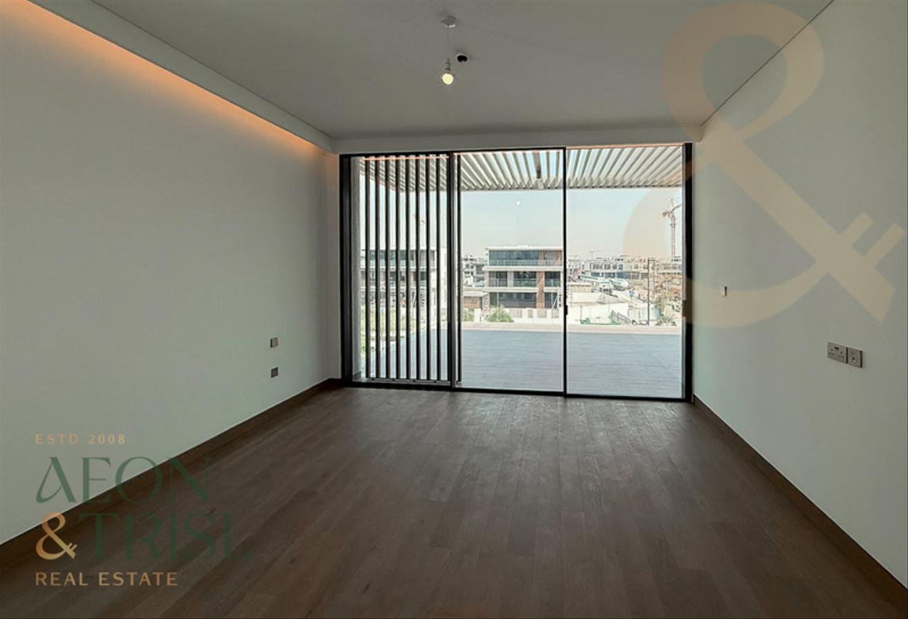 Luxurious Villa | Biggest Corner Plot | Single Row photo 4
