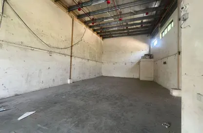 مستودع - استوديو - 1 حمام للايجار في المنطقة الصناعية رقم 10 - المنطقة الصناعية بالشارقة - الشارقة