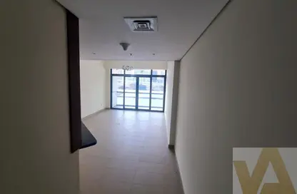 Apartment - 1 Bedroom - 1 Bathroom for rent in Lakeside Tower A - Lakeside Residence - Dubai Production City (IMPZ) - Dubai