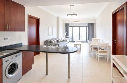 Apartment - 2 - 3 for rent in Lake View Tower - JLT Cluster B - Jumeirah Lake Towers - Dubai