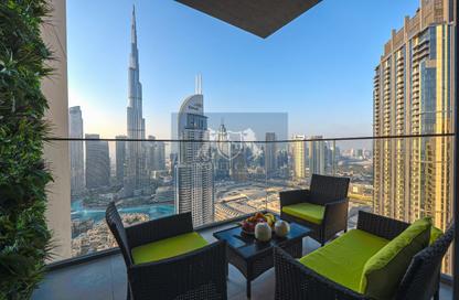 Apartment - 3 Bedrooms - 3 Bathrooms for rent in Burj Royale - Downtown Dubai - Dubai