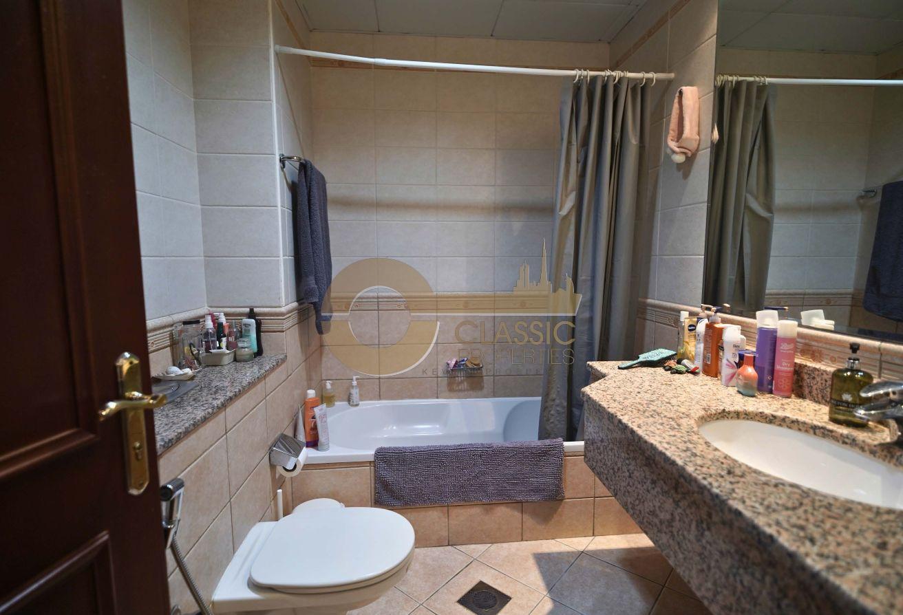 SPACIOUS 4BR + MAID | SHARED POOL | NEAR BEACH photo 17