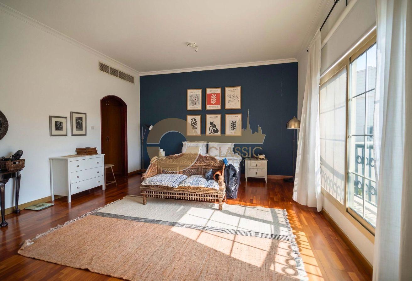 SPACIOUS 4BR + MAID | SHARED POOL | NEAR BEACH photo 12