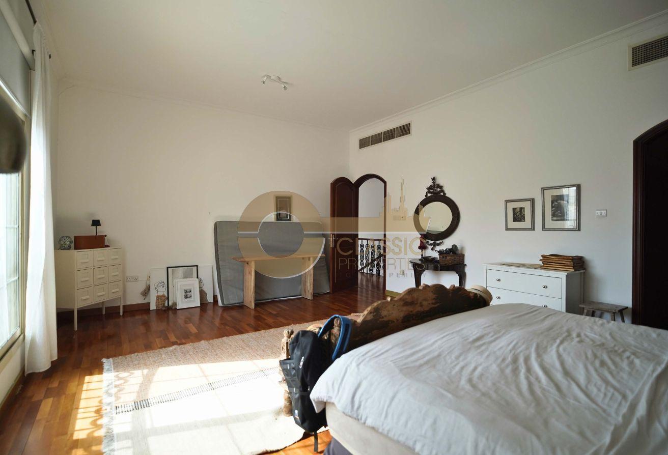 SPACIOUS 4BR + MAID | SHARED POOL | NEAR BEACH photo 15