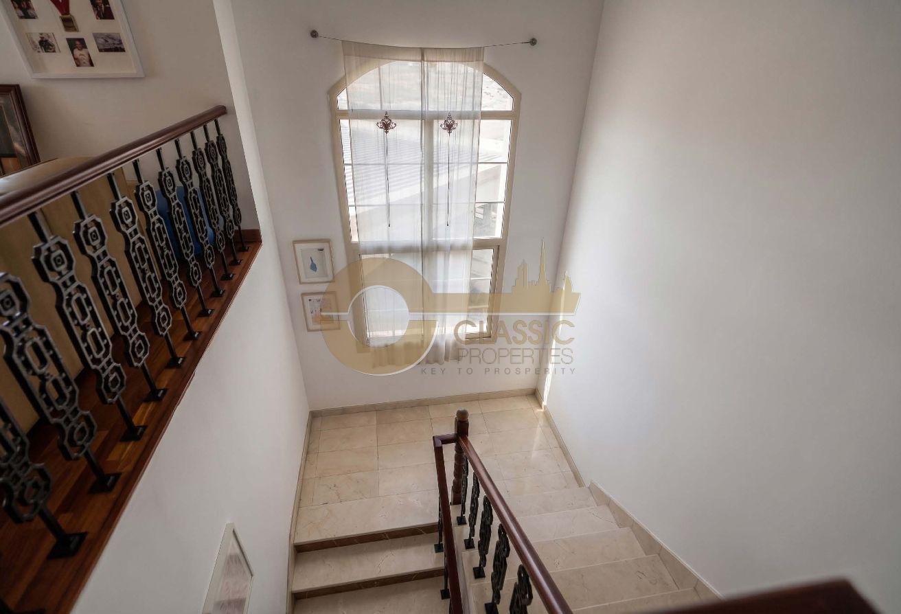 SPACIOUS 4BR + MAID | SHARED POOL | NEAR BEACH photo 8