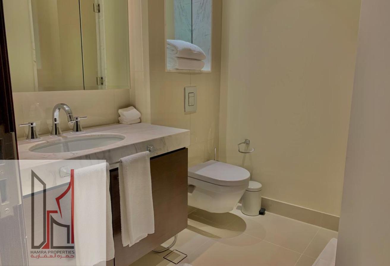 Luxury Living | Spacious Unit | Fountain Views photo 12