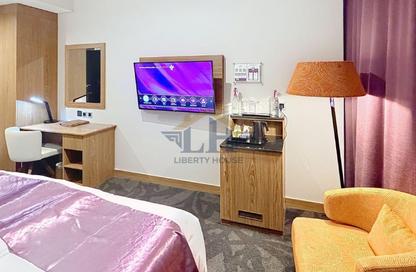 Apartment - Studio - 1 Bathroom for sale in Park Lane Tower - Business Bay - Dubai