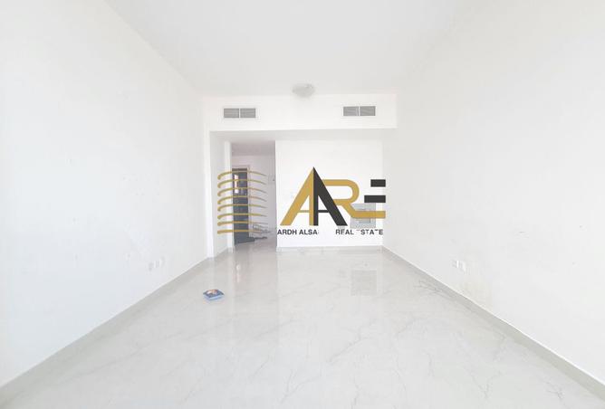 125190212 - Property Image 3