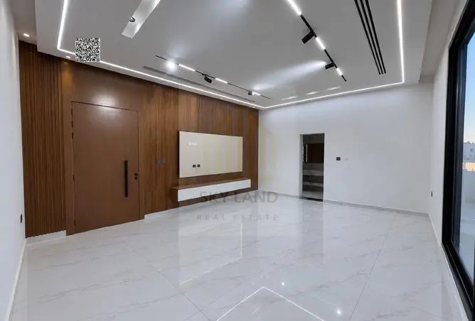 160970315 - Property Image 3