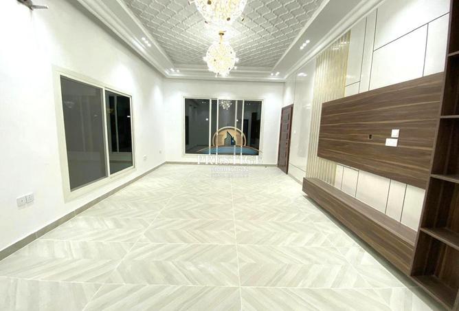129757935 - Property Image 3