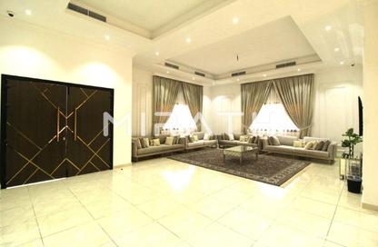 Villa - 5 - 6 for sale in Al Quoz 1 Villas - Al Quoz 1 - Al Quoz - Dubai