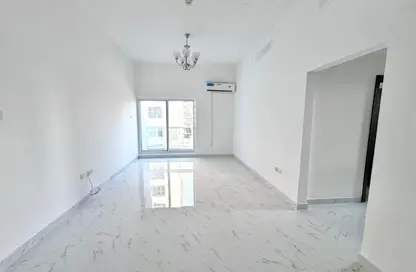 شقة - غرفة نوم - 2 حمامات للايجار في برج الأبطال 1 - أبراج الأبطال - مدينة دبي الرياضية - دبي