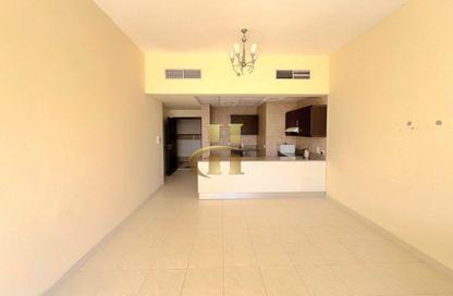 Apartment - 1 Bedroom - 2 Bathrooms for rent in La Fontana - Arjan - Dubai