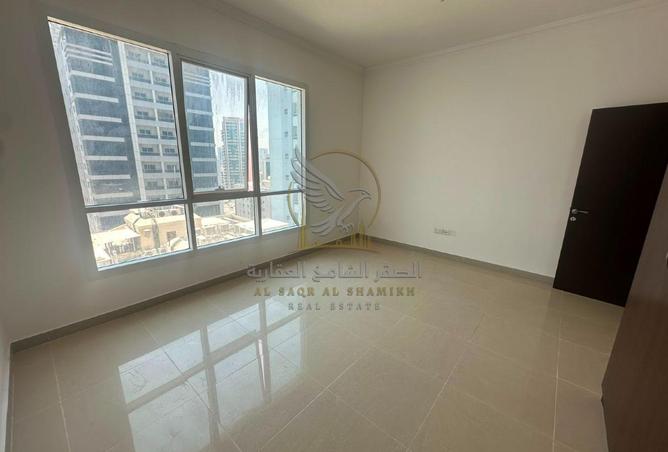 127043998 - الصورة الرئيسية للعقار