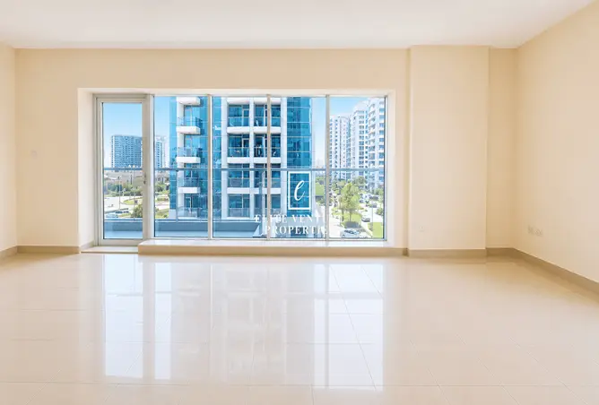 153290300 - Property Image 2