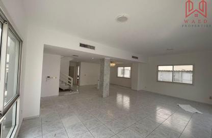 Villa - 4 - 4 for rent in Umm Suqeim 1 Villas - Umm Suqeim 1 - Umm Suqeim - Dubai