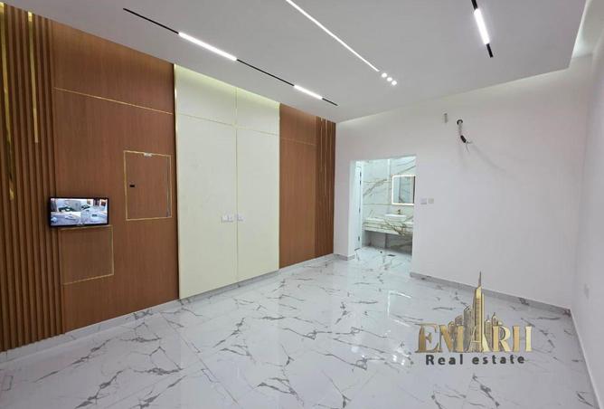 90057370 - Property Image 2