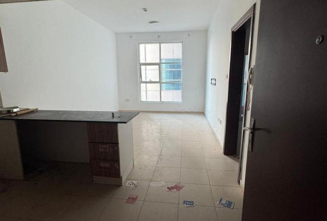 60918169 - Property Image 2