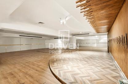 Retail - Studio for rent in Fairmont Hotel - Sheikh Zayed Road - Dubai