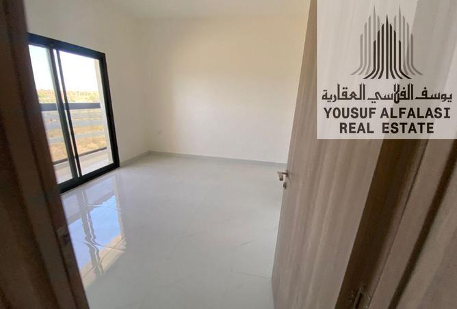 90933107 - Property Image 3