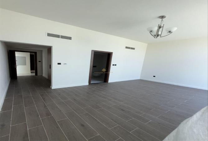 113275236 - Property Image 3