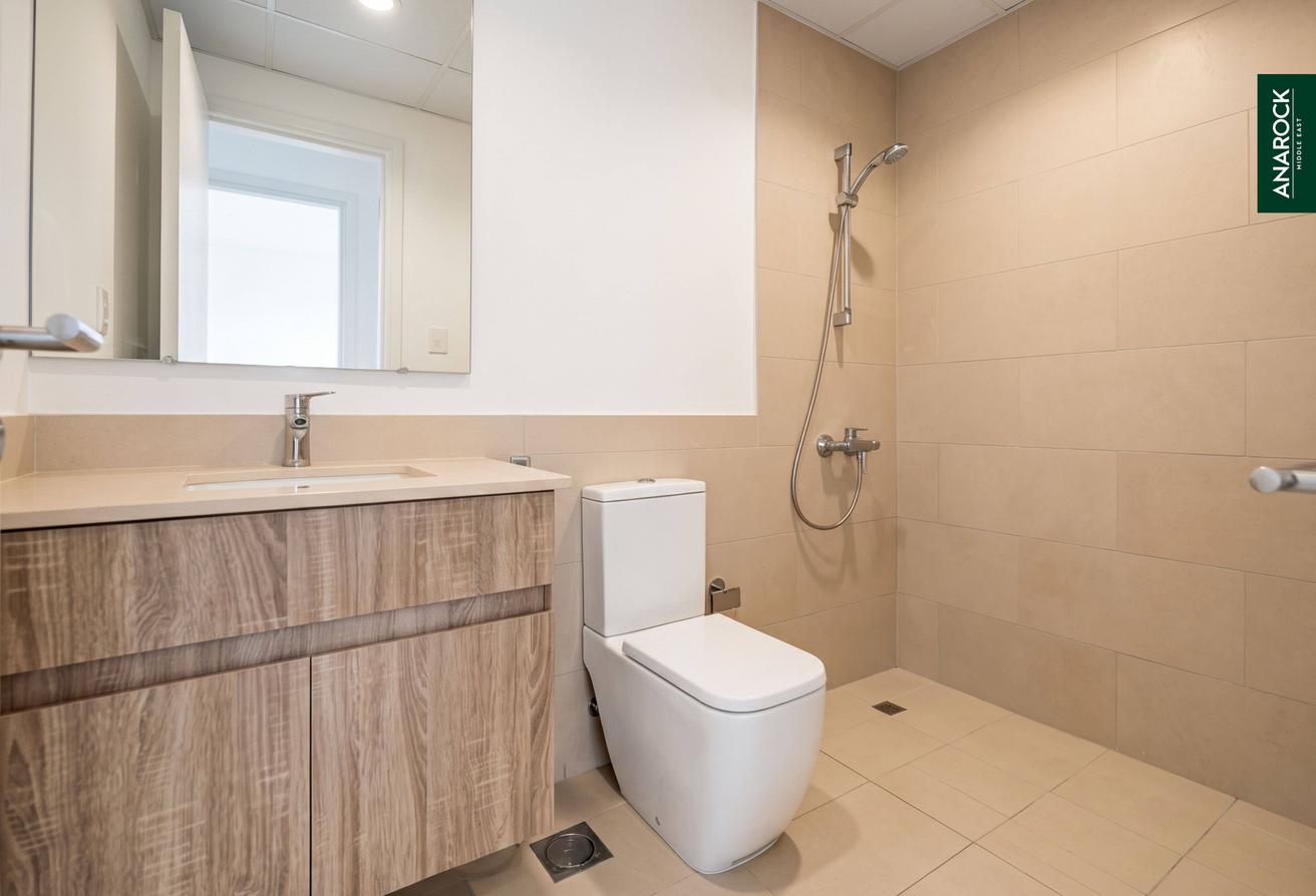 Fully Furnished | Pool View | Ready To Move photo 9