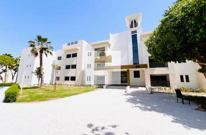 Apartment - 3 Bedrooms - 3 Bathrooms for rent in The Gardens Building 24 - The Gardens Buildings - The Gardens - Dubai