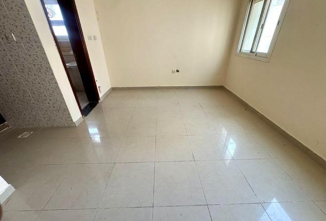 71128219 - Property Image 2