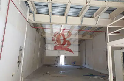 Warehouse - Studio - 1 Bathroom for rent in Al Quoz Industrial Area - Al Quoz - Dubai