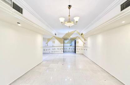 Apartment - 2 Bedrooms - 3 Bathrooms for rent in Oud Metha - Bur Dubai - Dubai Apartment - 2 Bedrooms - 3 Bathrooms for rent in Oud Metha - Bur Dubai - Dubai