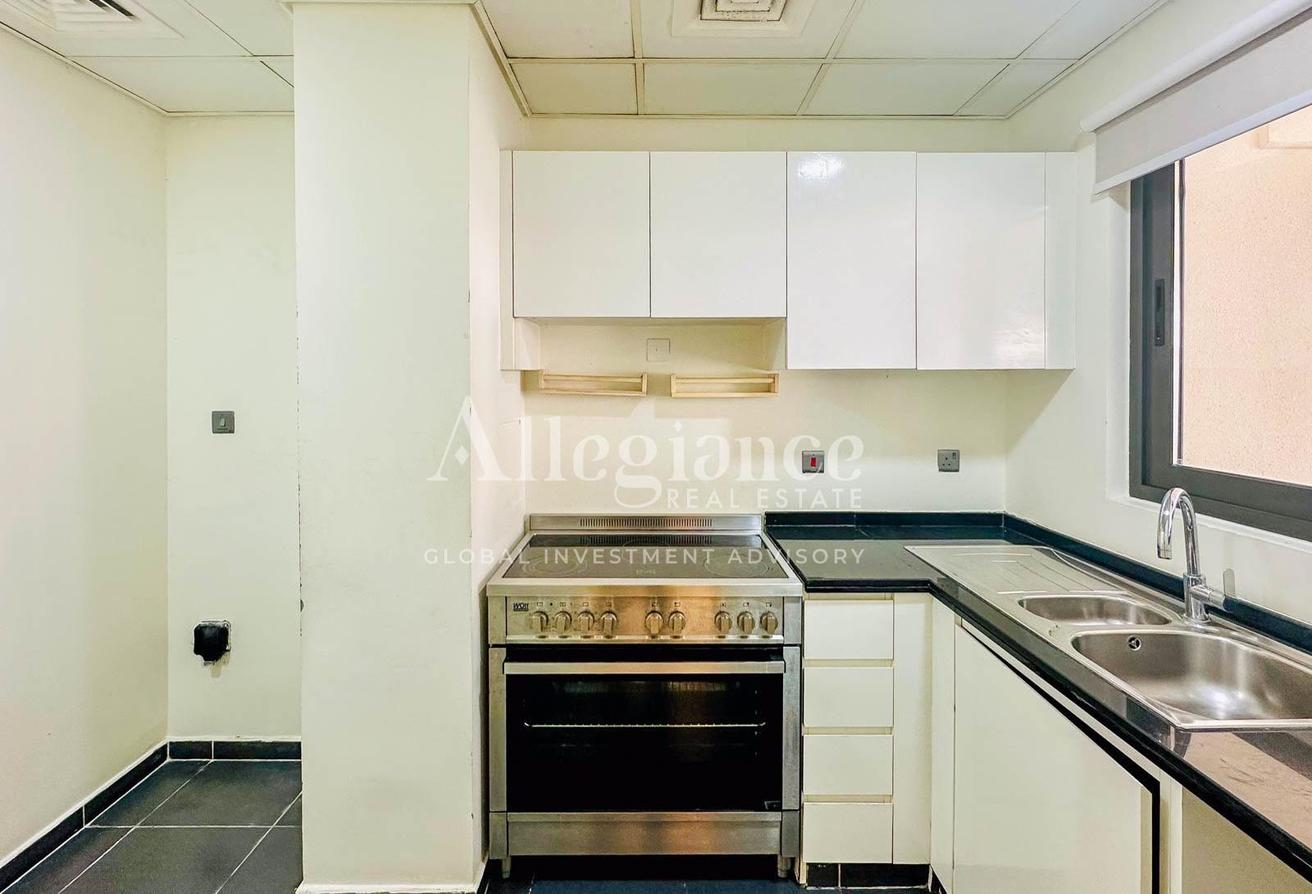 Spacious 3BR + Multipurpose Room | Private Garden photo 5