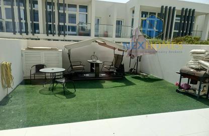 Townhouse - 2 - 3 for rent in Centaury - Damac Hills 2 - Dubai