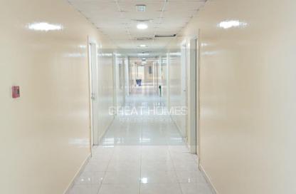 سكن عمال - استوديو - 7+ للايجار في مجمع دبي للاستثمار - دبي