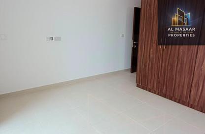 Whole Building - 7+ - 7+ for rent in Beach Tower 1 - Al Khan Lagoon - Al Khan - Sharjah