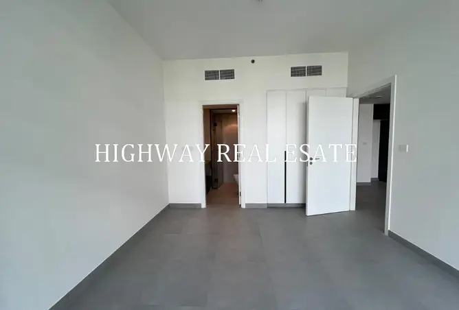 158240555 - Property Image 3