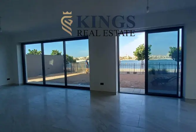 104202119 - Property Image 2