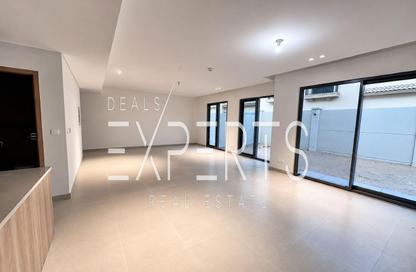 Townhouse - 3 - 4 for rent in Bloom Living - Zayed City (Khalifa City C) - Khalifa City - Abu Dhabi