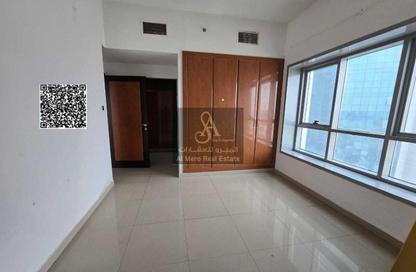 Apartment - 2 Bedrooms - 2 Bathrooms for rent in Corniche Tower - Ajman Corniche Road - Ajman