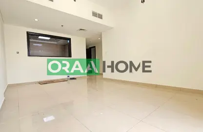 Apartment - 1 Bedroom - 2 Bathrooms for rent in Royal JVC Building - District 10 - Jumeirah Village Circle - Dubai Apartment - 1 Bedroom - 2 Bathrooms for rent in Royal JVC Building - District 10 - Jumeirah Village Circle - Dubai