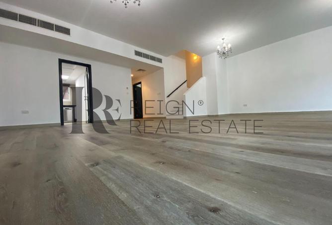 91828004 - Property Image 2