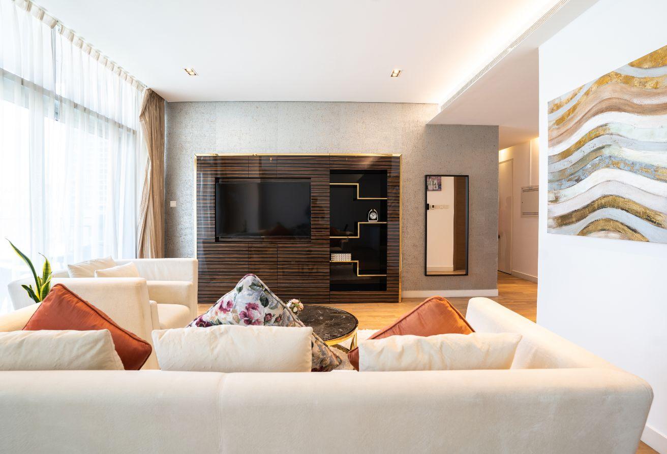 2 BR Fully Furnished Quartz Building 1, City Walk photo 4